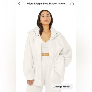 Alo MICRO SHERPA ENVY SHACKET M